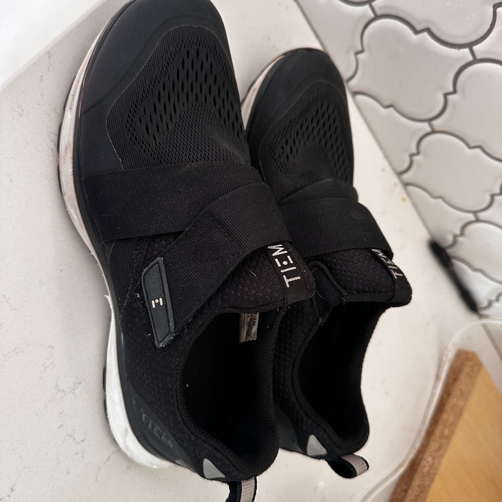 TIEM Slipstream cycling shoes